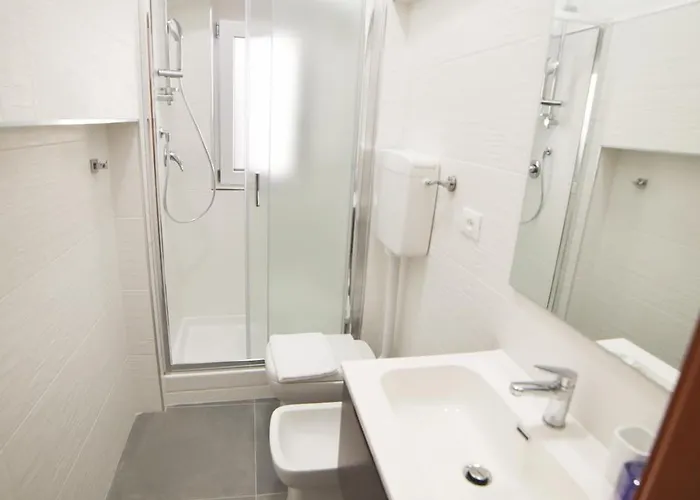 Хостел Aria Di Sale - Триест